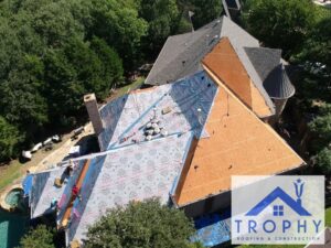 Read more about the article How to Know When It’s Time for a Roof Replacement